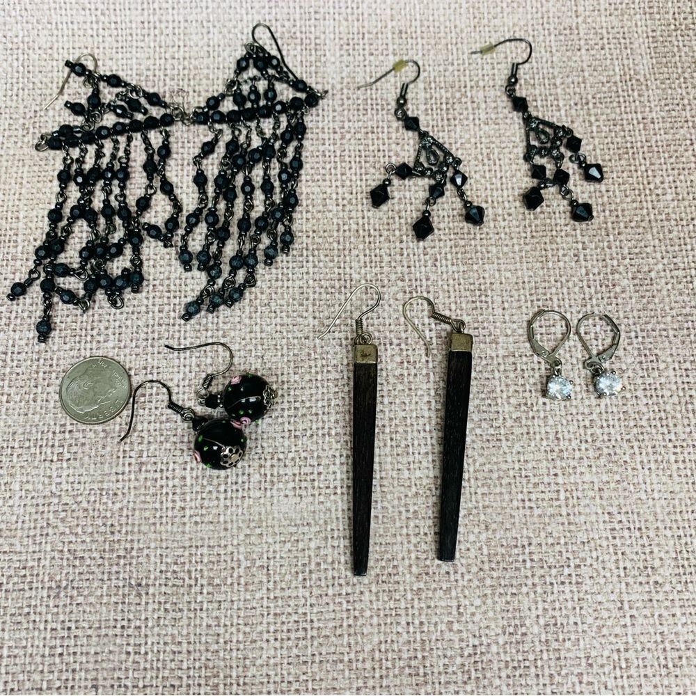 Black and Silver Earring Bundle‎